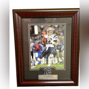 Tom Brady Super Bowl 39 XXXXIX Framed Matted Photo